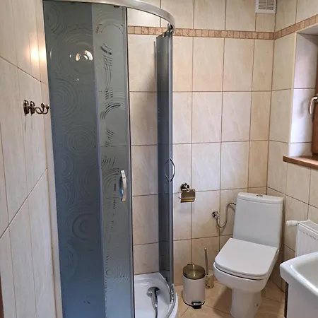 Szachulcowa Zagroda مزرعة للإقامة