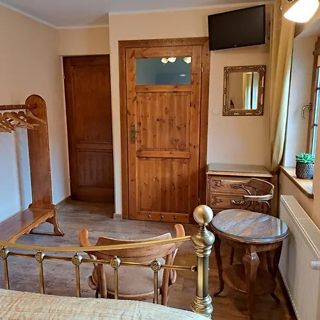 Szachulcowa Zagroda *