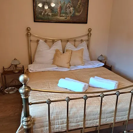 Szachulcowa Zagroda *