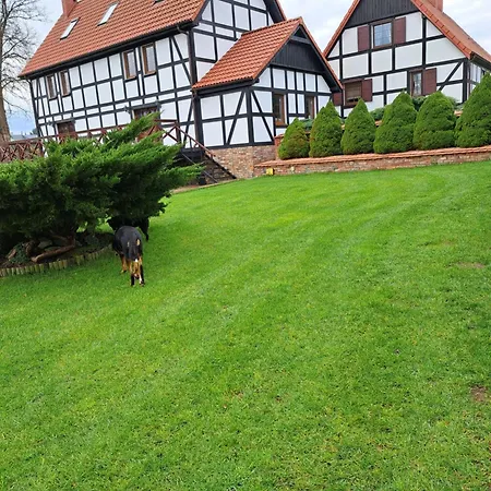 Szachulcowa Zagroda Κατάλυμα σε φάρμα Ούστκα