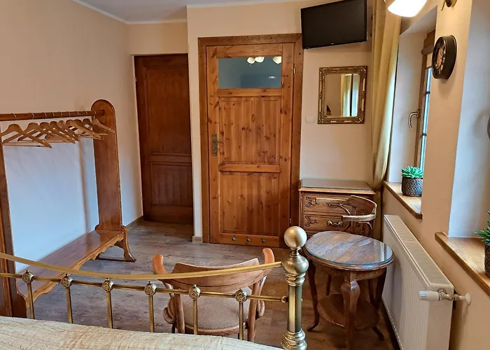 Szachulcowa Zagroda *