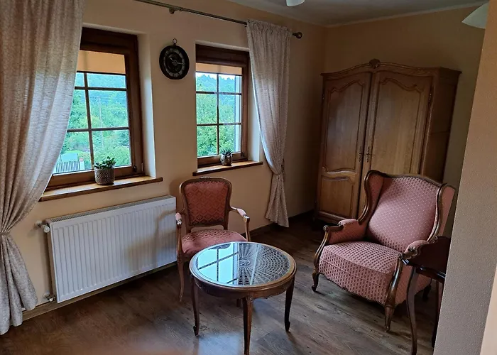 Szachulcowa Zagroda *